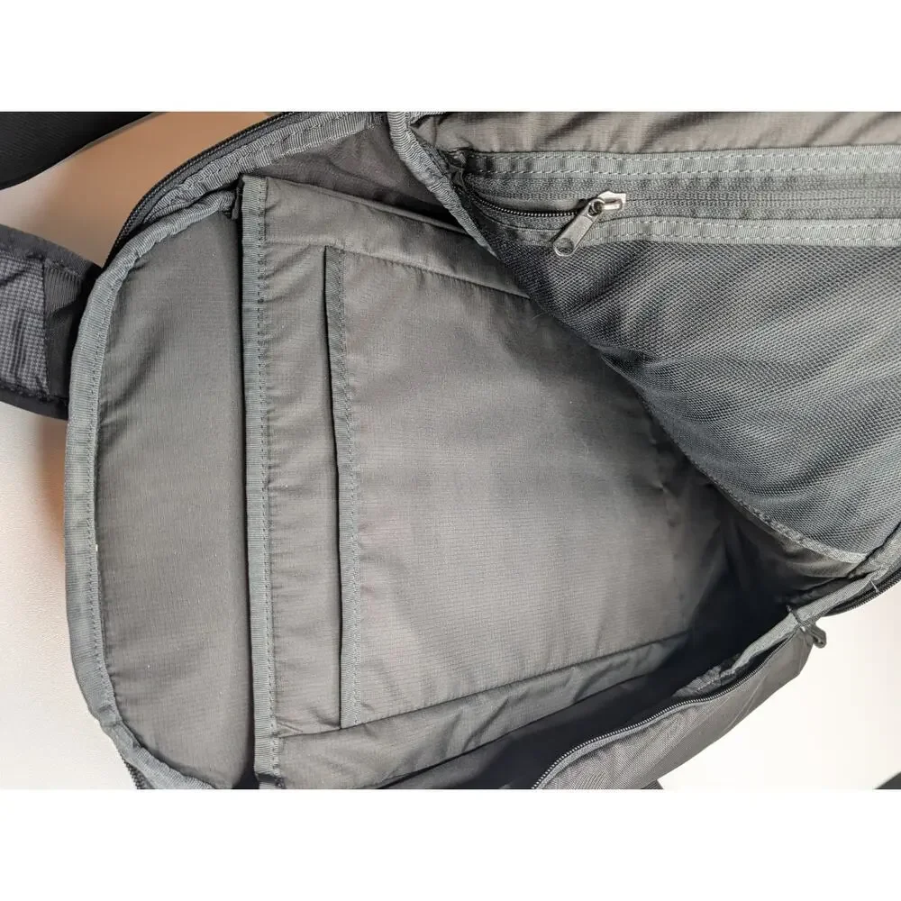Thule Daypack Backpack Black Laptop Bag